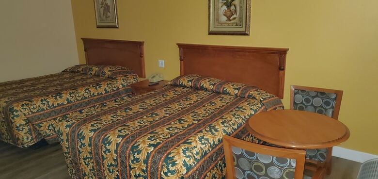Hotel Econo Lodge South