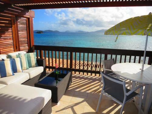 Hotel 2br Luxury Beachfront Duplex Villa On Sapphire Beach III