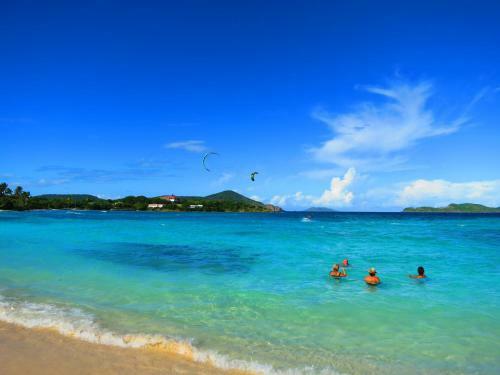 Hotel 2br Luxury Beachfront Duplex Villa On Sapphire Beach III