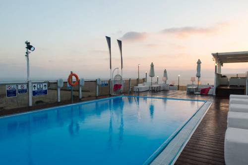 Hotel Leonardo Art Tel Aviv By The Beach