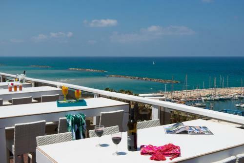 Hotel Leonardo Art Tel Aviv By The Beach