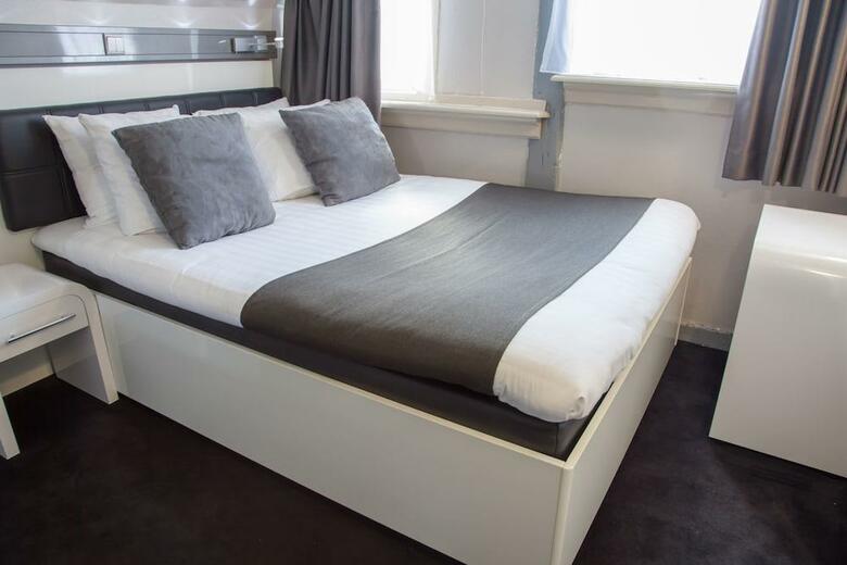 Hotel Cc