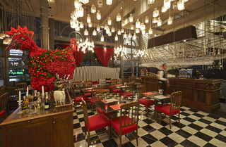 Hotel Woodlands Suites