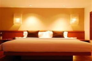 Hotel Woodlands Suites