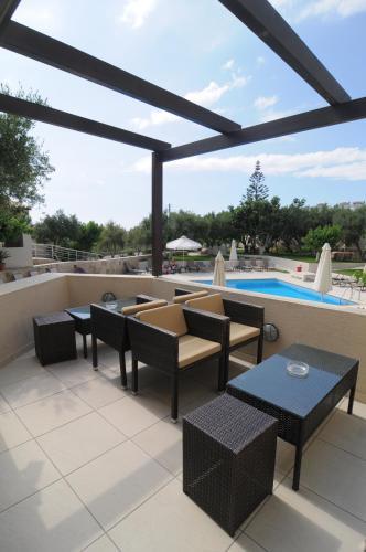 Hotel Ourania Apartments