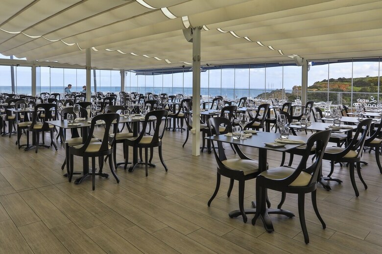 Hotel Carvi Beach