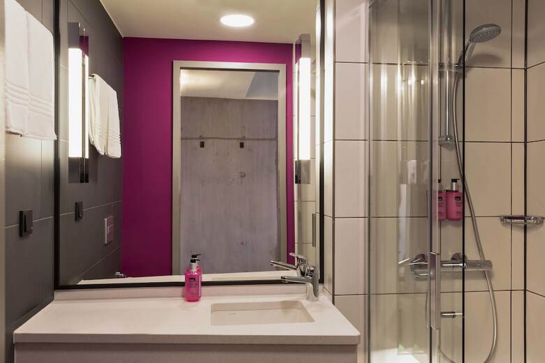 Hotel Moxy Stuttgart Airport/messe