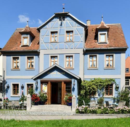 Hostal Hotel Bezold