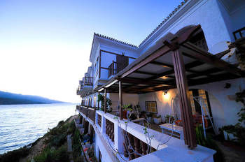 Mirini Hotel