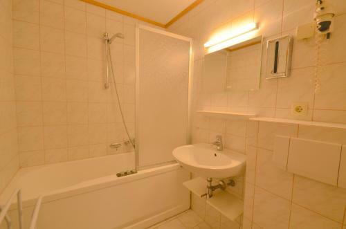 Select Apartments By Alpen Apartments