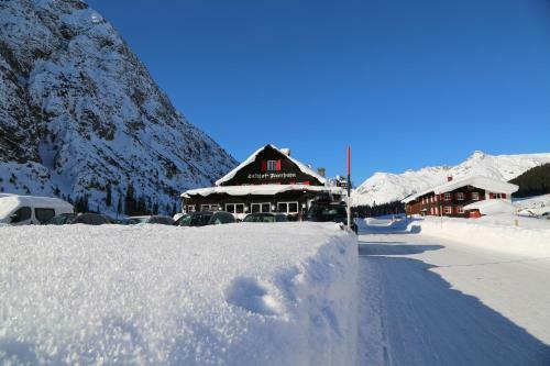 Hostal Gasthof Auerhahn