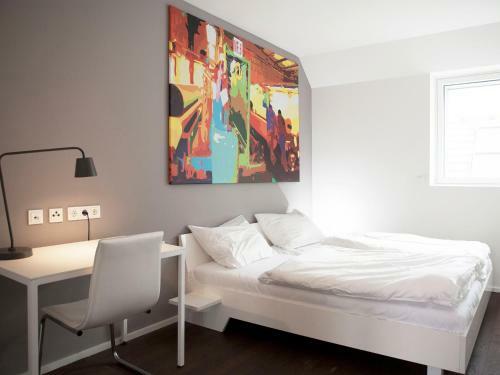 Prater Apartments