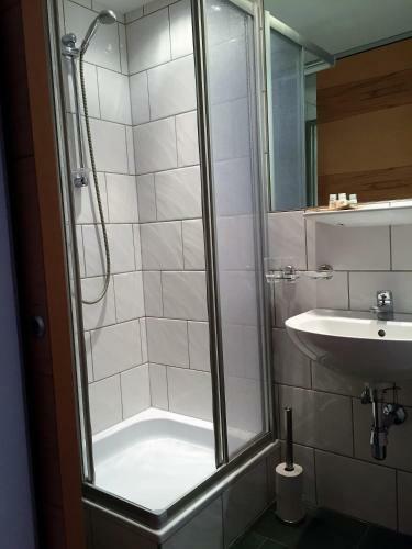 Almandin Apartments