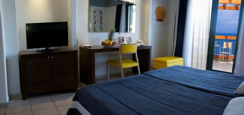 Hotel Apostolata Island Resort And Spa
