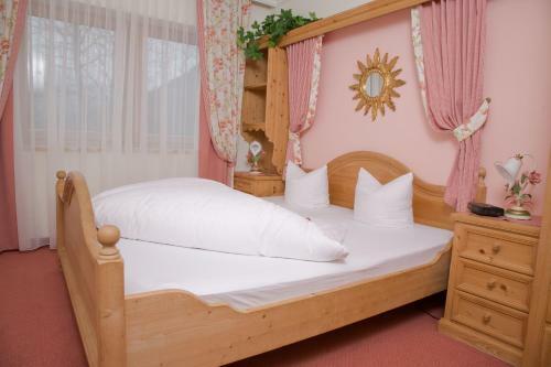 Hostal Landhaus Achental