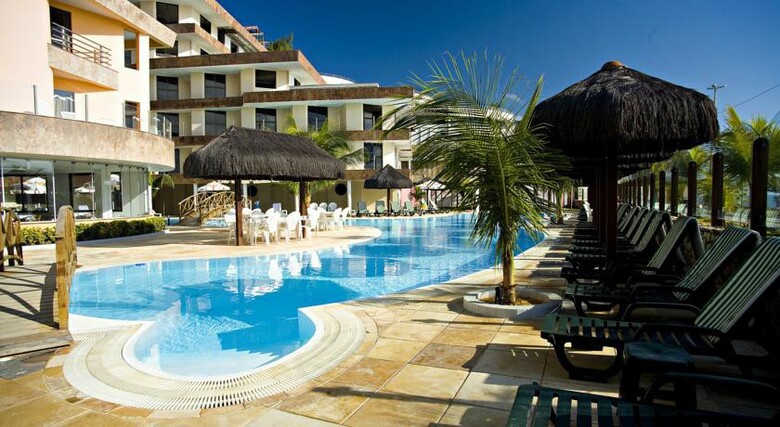 Esmeralda Praia Hotel