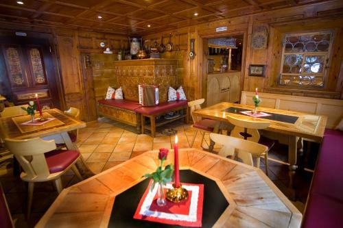 Hostal Alpengasthaus Muntafuner St�bli