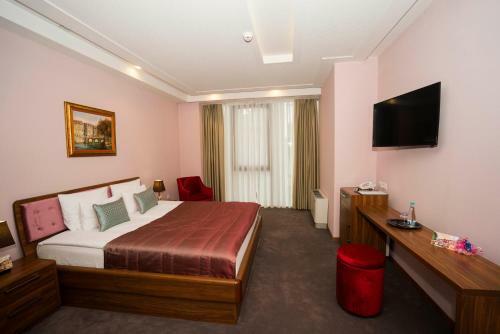 Hotel R