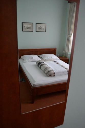 Hostal Ada Hotel