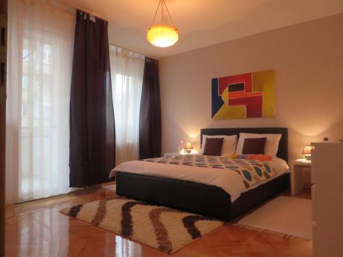 Apartment Center 2