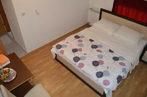 Bed & Breakfast Rooms Modana