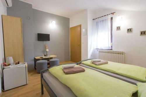 Hostal Guest House Stari