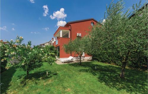 Two-bedroom Apartment Novigrad 05