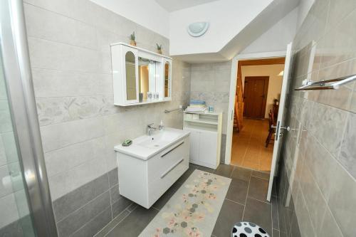 Apartamentos Studio Baska Voda 300c