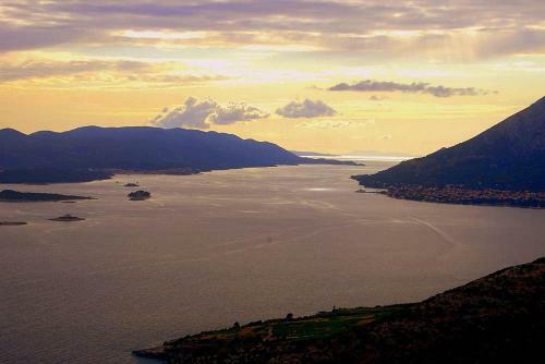 One-bedroom Apartment In Orebic IV