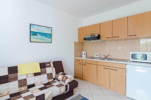 One-bedroom Apartment In Orebic IV
