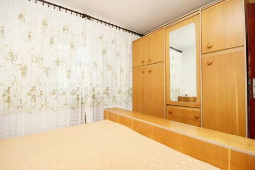 Apartment Novi Vinodolski 5483a