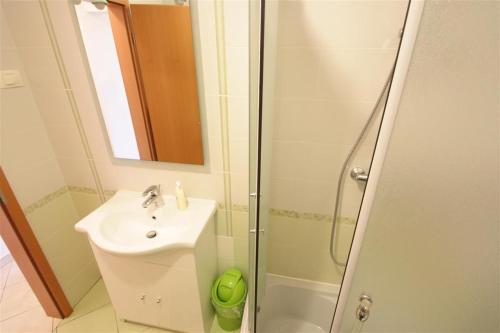 One-bedroom Apartment Crikvenica 47