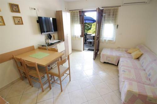 One-bedroom Apartment Crikvenica 47