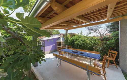 Holiday Home Premantura 50