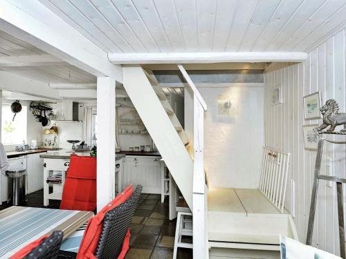 Two-bedroom Holiday Home In Juelsminde 9