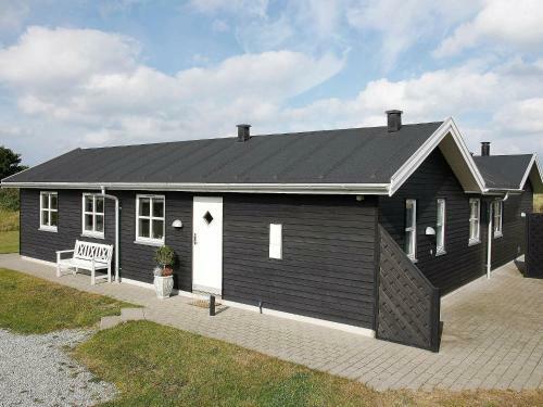 Four-bedroom Holiday Home In Hirtshals 3