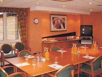 Hotel Express By Hol Inn Waterfront