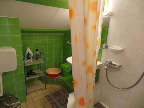 Three-bedroom Apartment In Premantura II