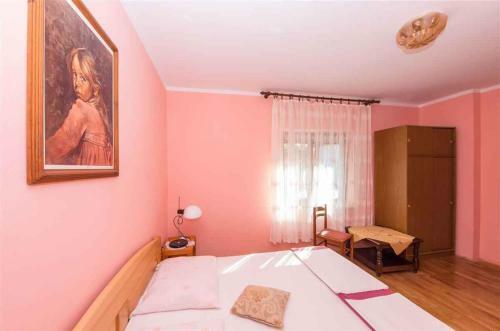 Three-bedroom Apartment In Dramalj V