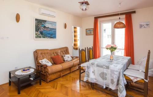 Sea View Apartment Frano