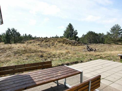 Three-bedroom Holiday Home In �lb�k 41