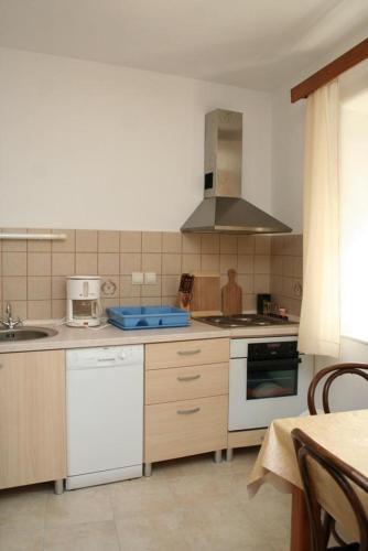Apartment Vrboska 4601a