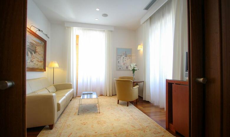 Hotel Mirador De Dalt Vila
