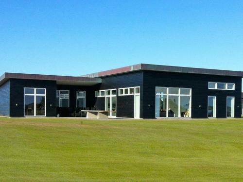 Five-bedroom Holiday Home In L�kken 3