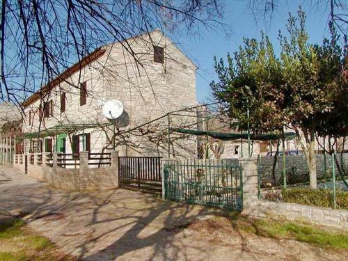 Novigrad Apartment 17