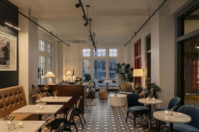 Clarion Hotel Morgan