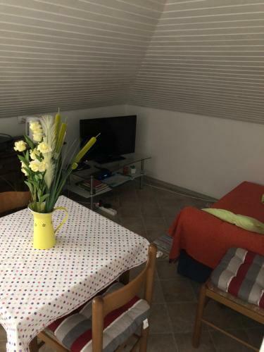 Lidija Beach Apartment