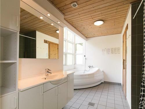 Rubins�en Skovhuse Hasle III