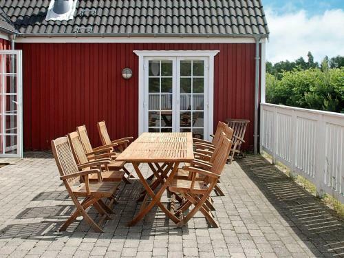 Three-bedroom Holiday Home In Vejby 4