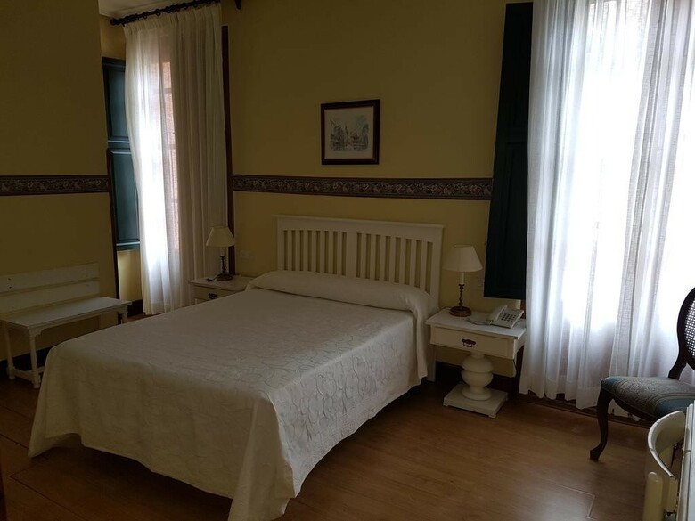 Hotel La Marina